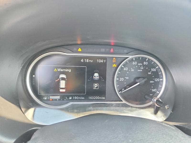 2019 NISSAN KICKS SR 9