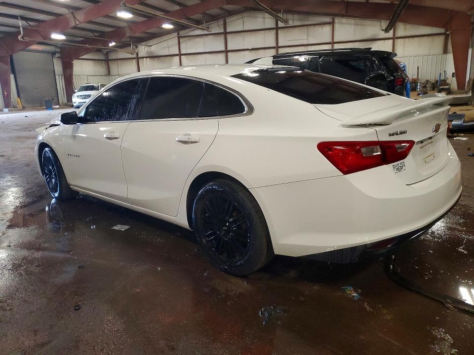 2018 CHEVROLET MALIBU LT 2