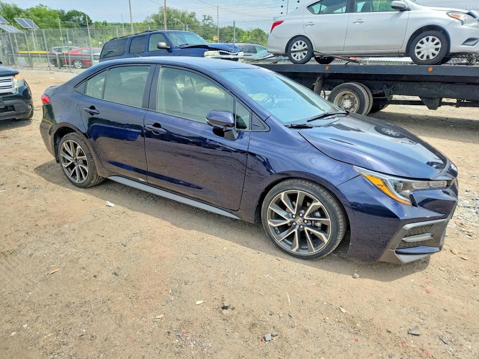 2021 TOYOTA COROLLA SE SE 4