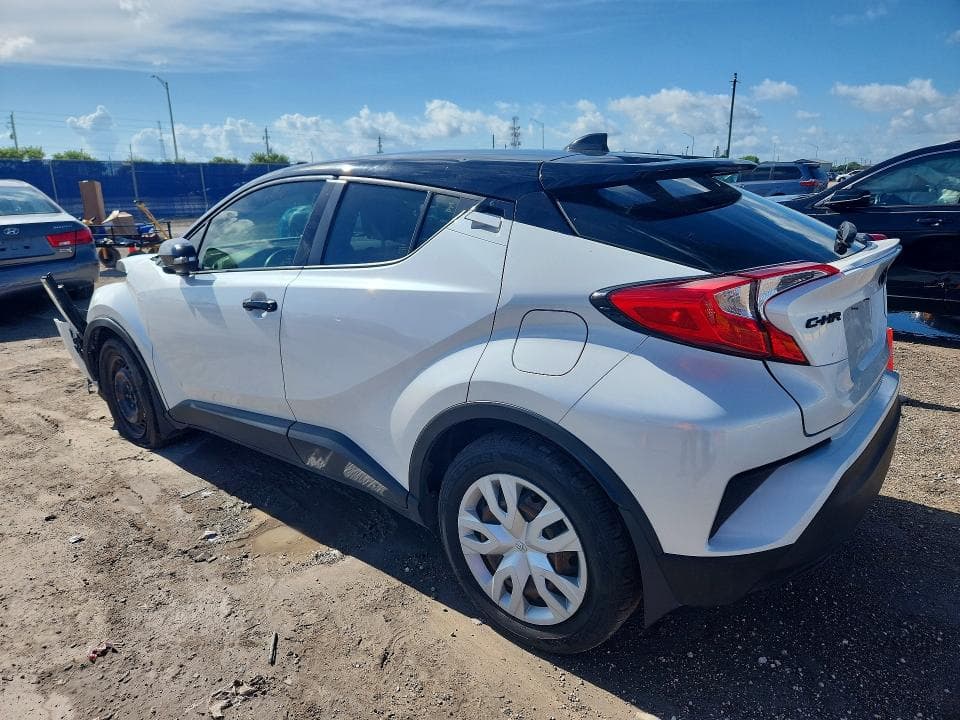 2022 TOYOTA C-HR NIGHTSHADE 2