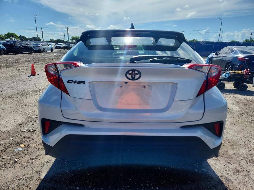 2022 TOYOTA C-HR NIGHTSHADE 6