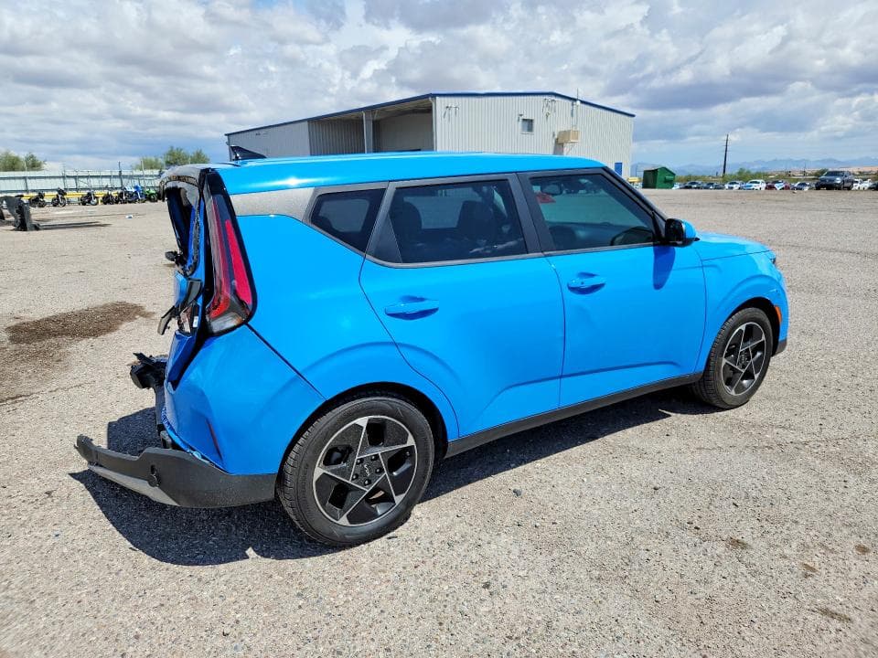 2023 KIA SOUL EX 3