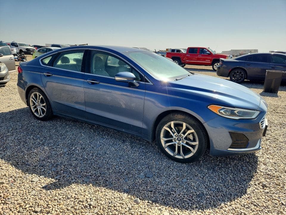 2019 FORD FUSION SEL 4