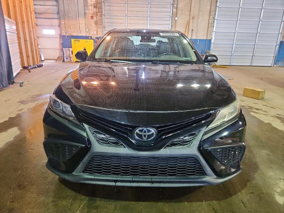 2022 TOYOTA CAMRY SE 5