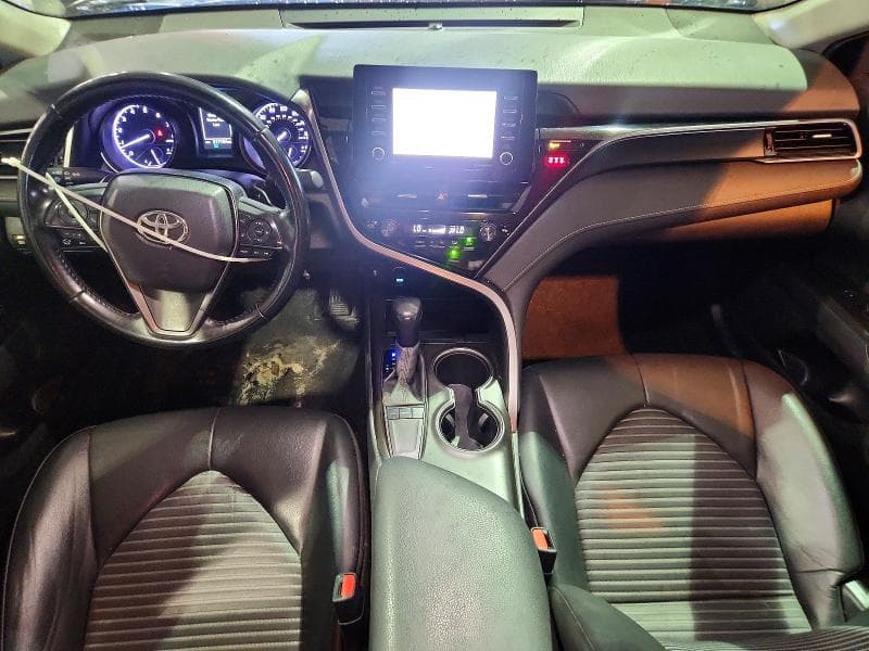 2022 TOYOTA CAMRY SE 8