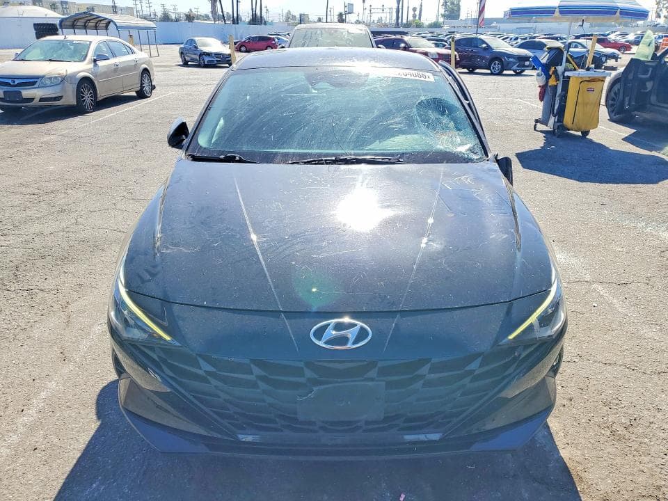 2022 HYUNDAI ELANTRA SEL 5