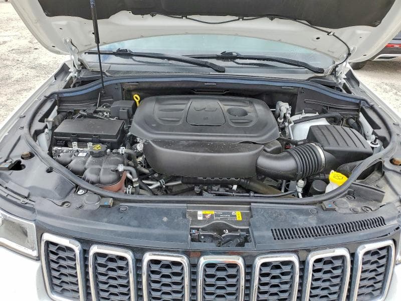 2022 JEEP GRAND CHEROKEE LAREDO E 12