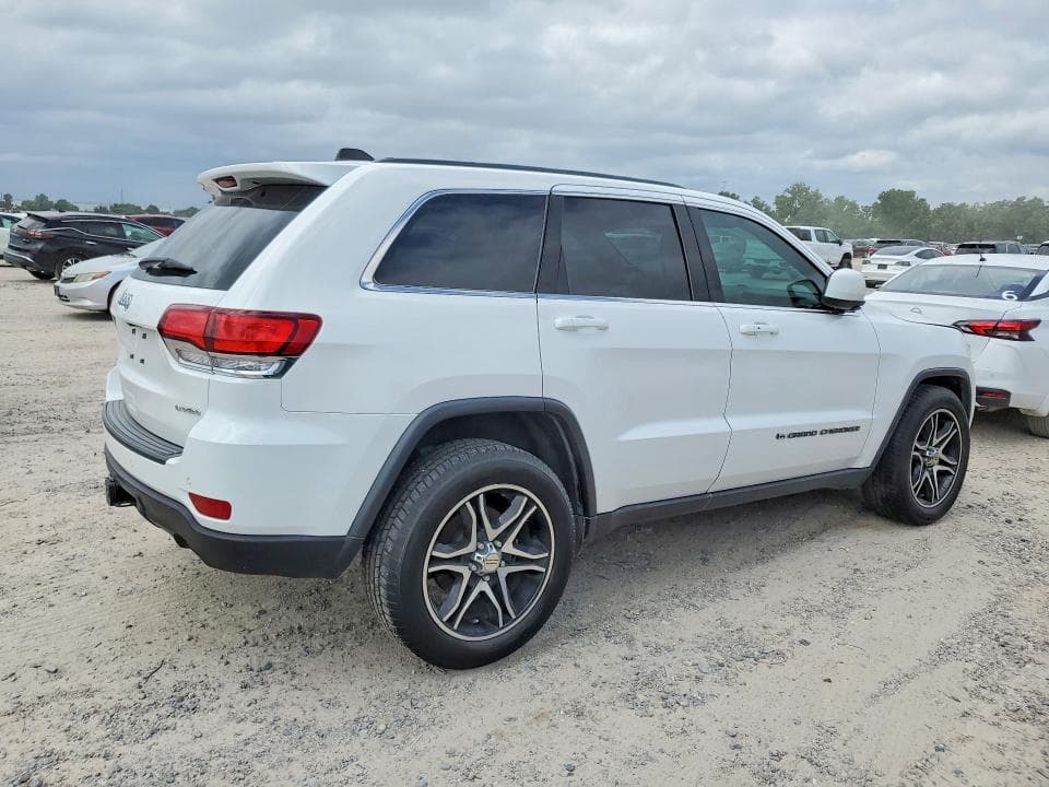 2022 JEEP GRAND CHEROKEE LAREDO E 3
