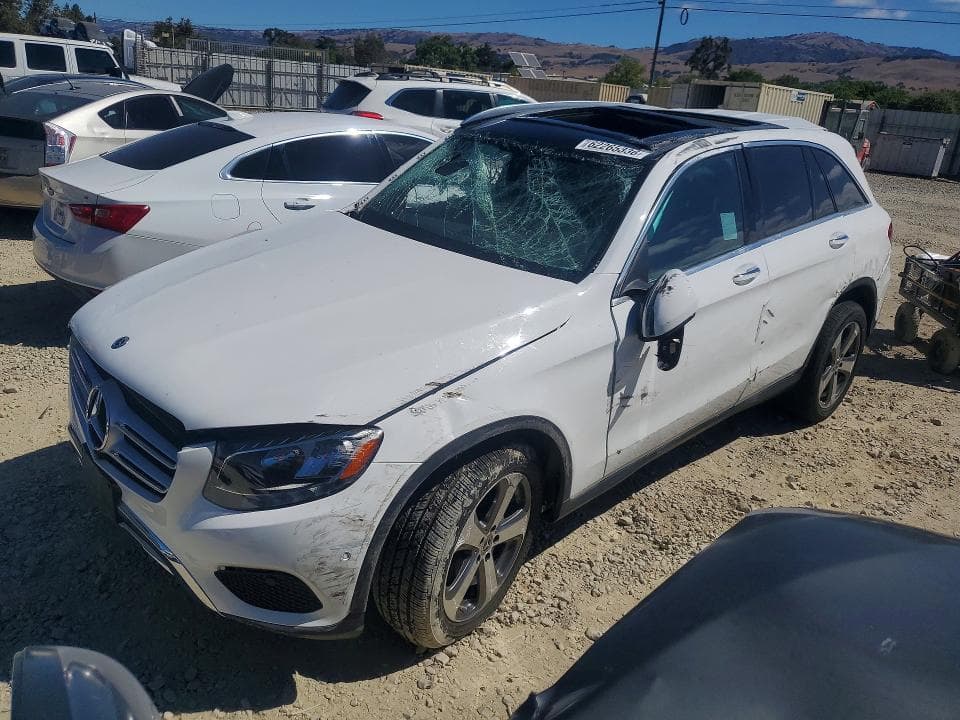 2019 MERCEDES-BENZ GLC 300 4MATIC - 1