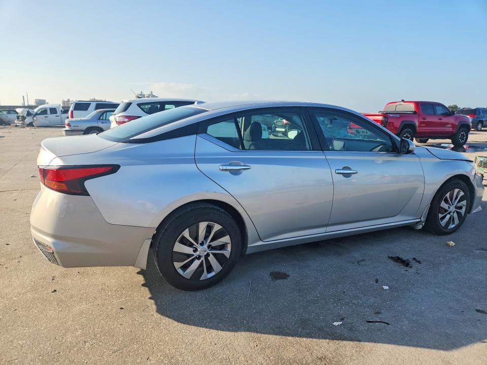 2020 NISSAN ALTIMA S 3