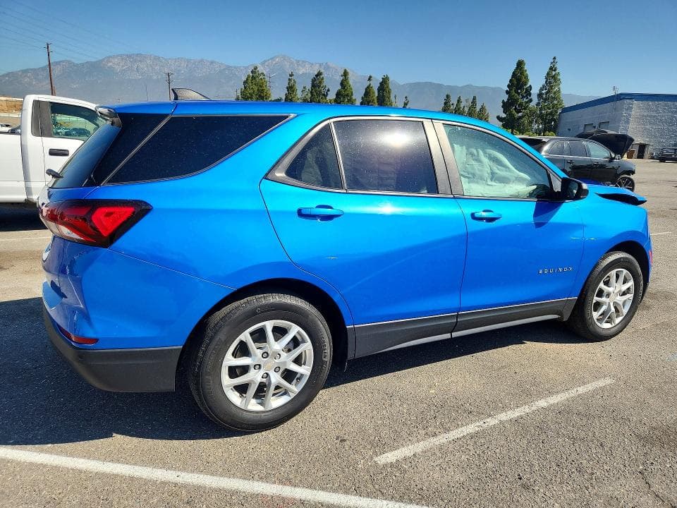 2024 CHEVROLET EQUINOX LS 3