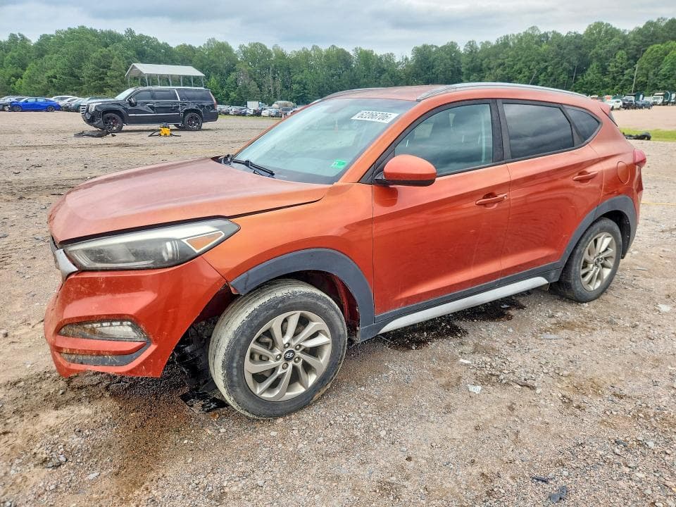 2017 HYUNDAI TUCSON SE - 1