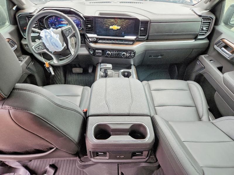 2025 CHEVROLET SILVERADO K1500 LT TRAIL BOSS 8
