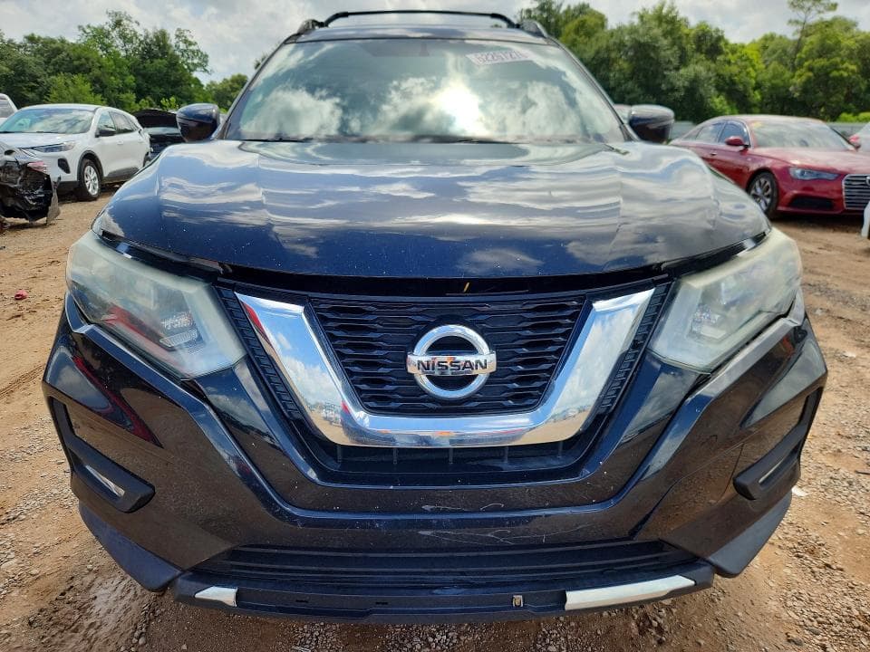 2017 NISSAN ROGUE SV 5