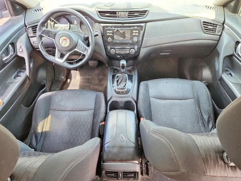 2017 NISSAN ROGUE SV 8