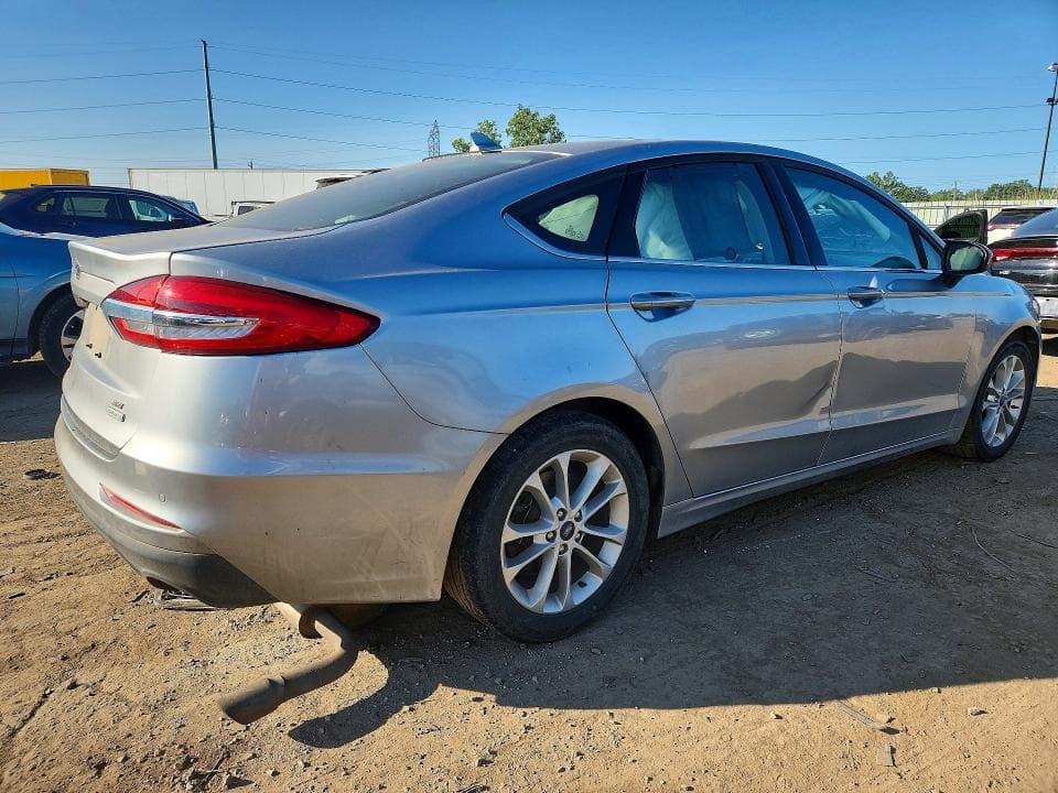 2020 FORD FUSION SE 3