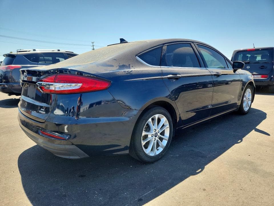 2020 FORD FUSION SE 3