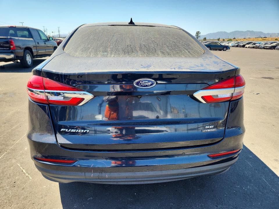2020 FORD FUSION SE 6
