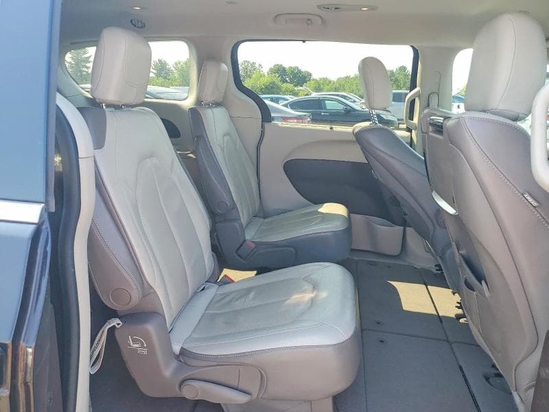 2017 CHRYSLER PACIFICA TOURING L PLUS 11