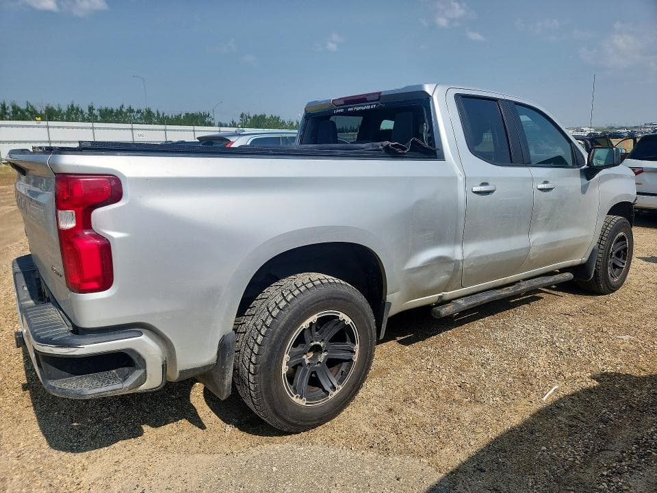 2020 CHEVROLET SILVERADO K1500 RST 3