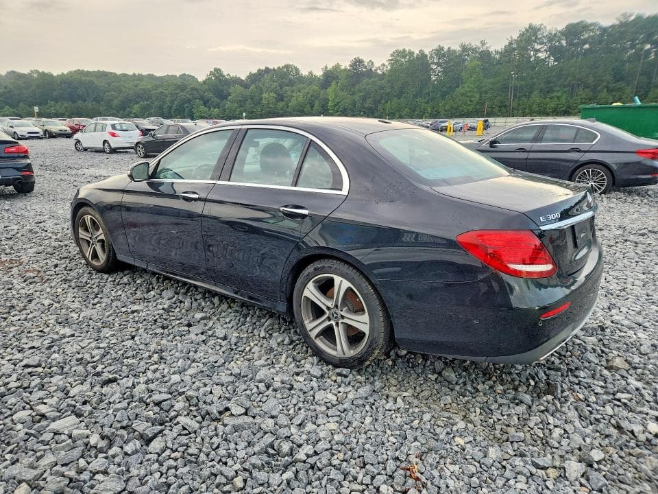 2018 MERCEDES-BENZ E 300 2