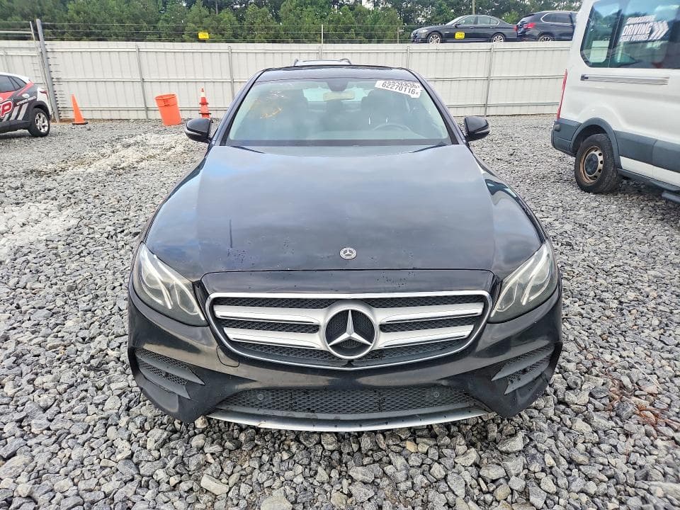 2018 MERCEDES-BENZ E 300 5