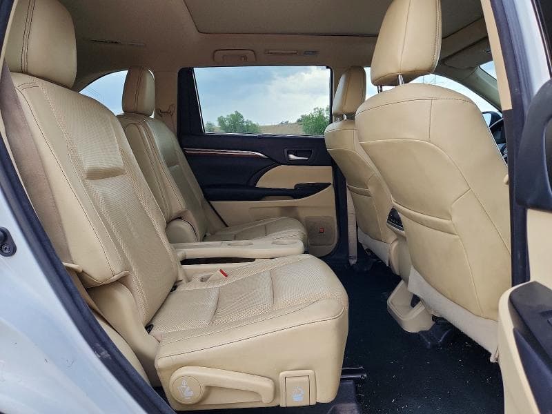 2017 TOYOTA HIGHLANDER LIMITED PLATINUM 11