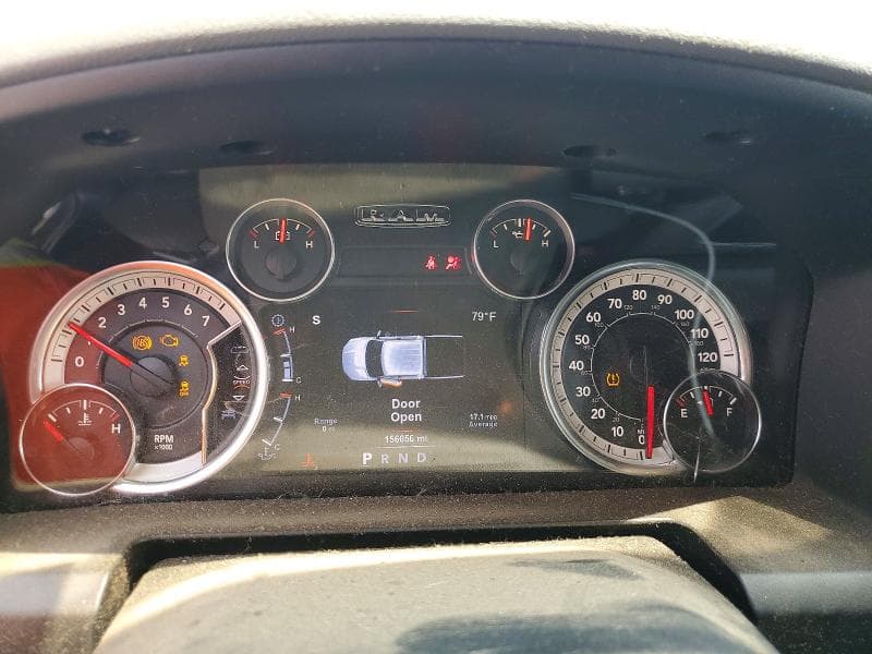 2017 RAM 1500 SLT 9