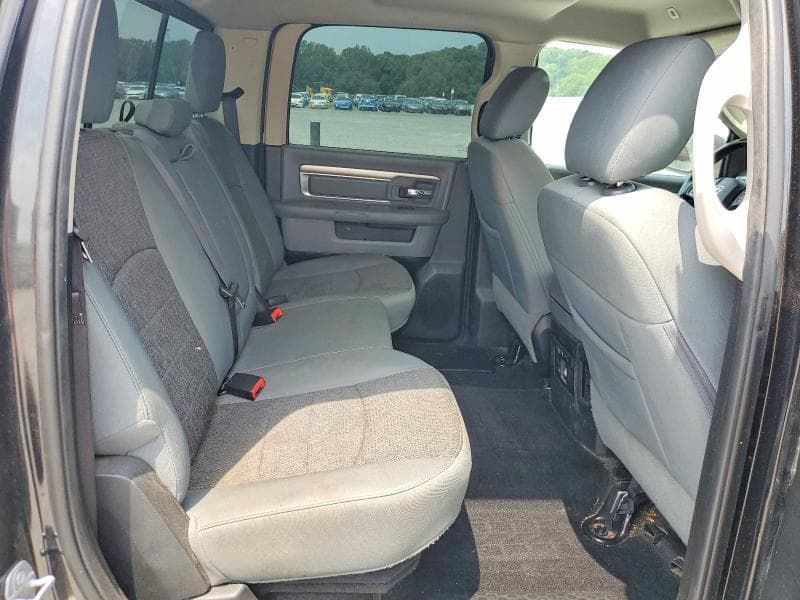 2017 RAM 1500 SLT 10