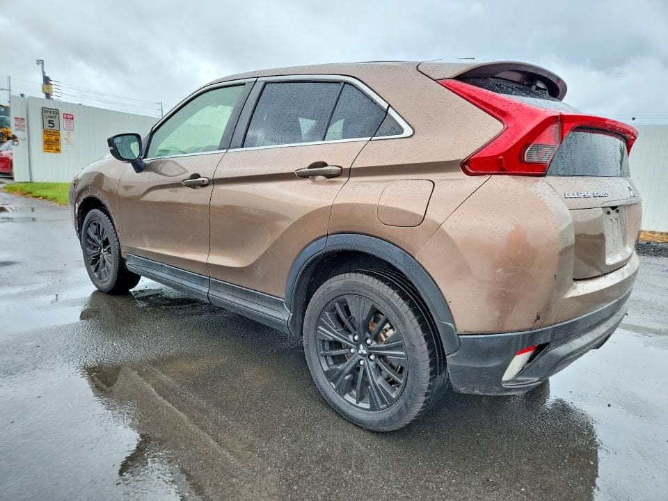 2020 MITSUBISHI ECLIPSE CROSS LE LE 2
