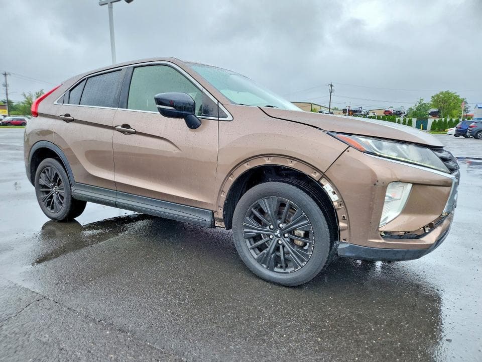 2020 MITSUBISHI ECLIPSE CROSS LE LE 4