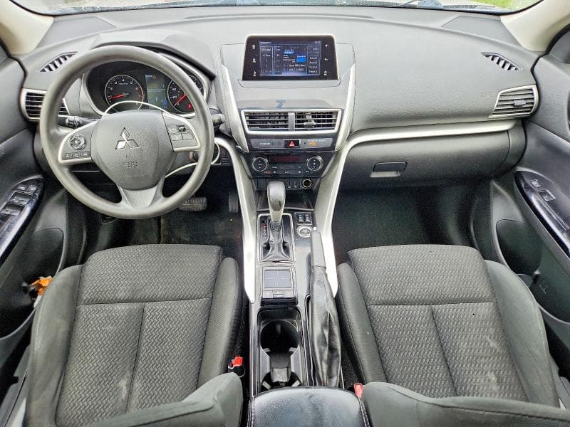 2020 MITSUBISHI ECLIPSE CROSS LE LE 8