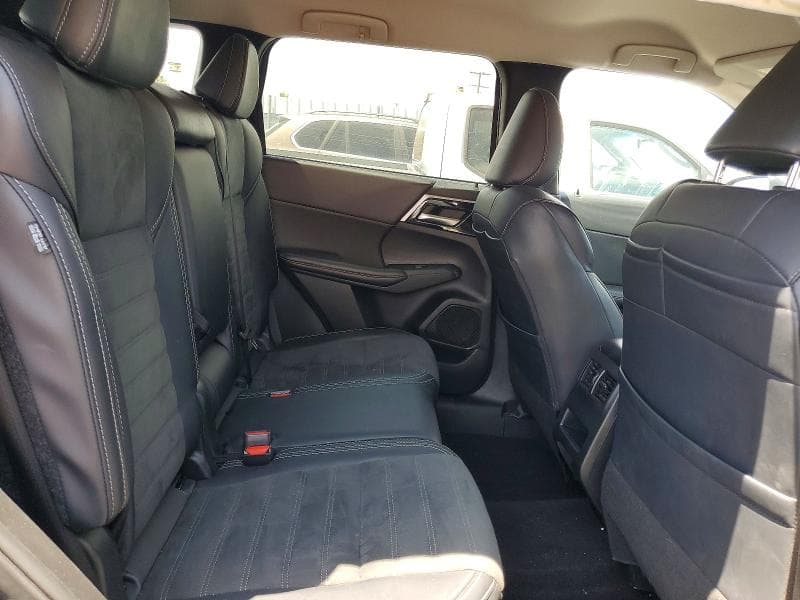 2024 MITSUBISHI OUTLANDER SE 11