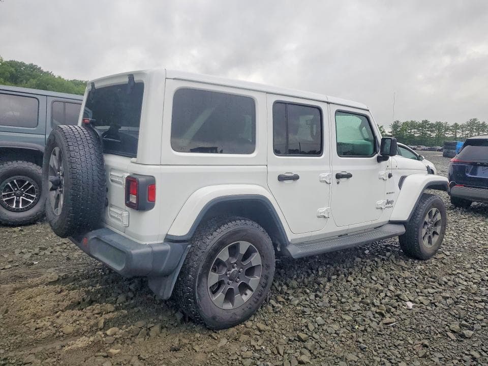 2018 JEEP WRANGLER UNLIMITED SAHARA 3