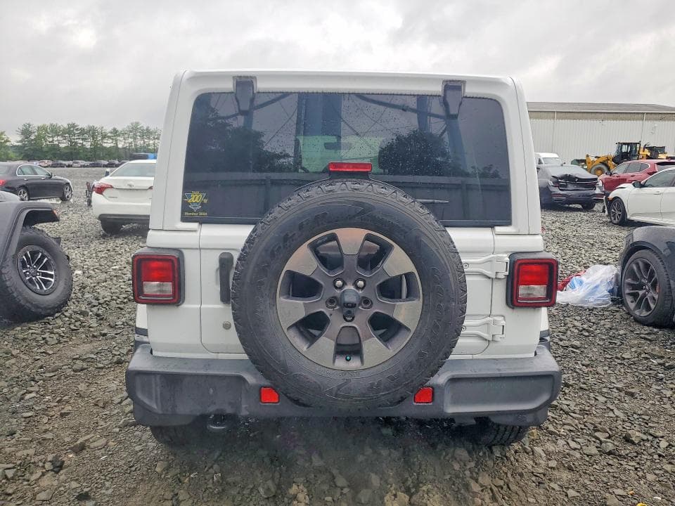 2018 JEEP WRANGLER UNLIMITED SAHARA 6