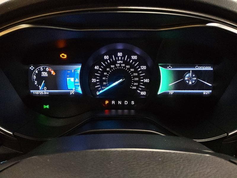 2019 FORD FUSION SE 9