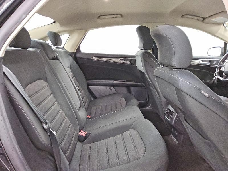 2019 FORD FUSION SE 10