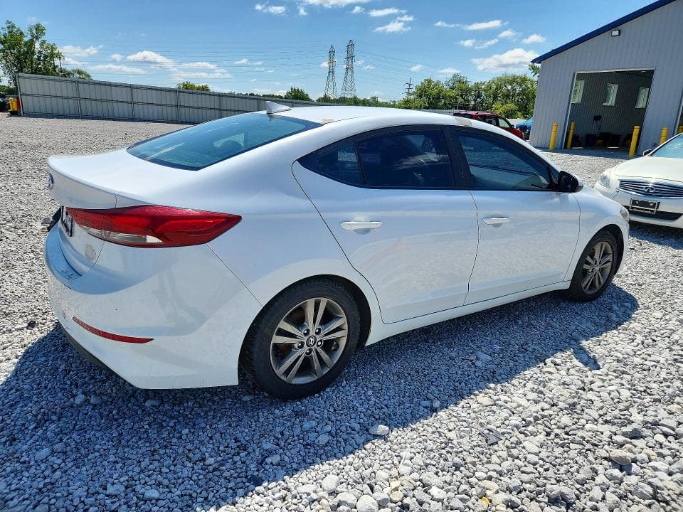 2018 HYUNDAI ELANTRA SEL 3