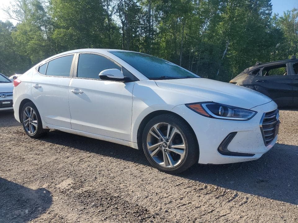 2017 HYUNDAI ELANTRA SE SE 4