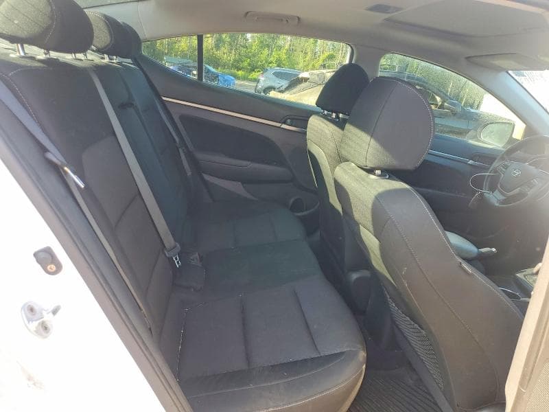 2017 HYUNDAI ELANTRA SE SE 10