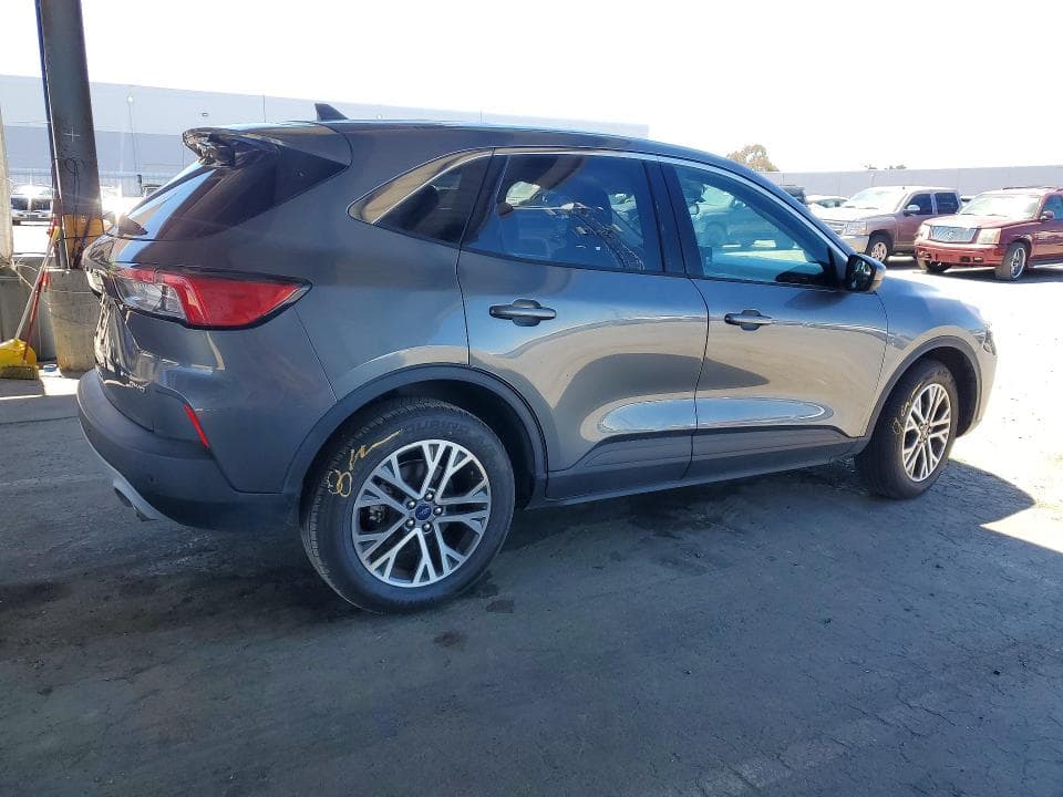 2022 FORD ESCAPE SEL 3