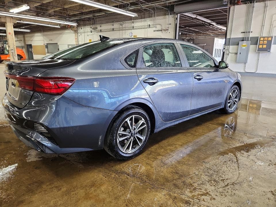 2023 KIA FORTE LXS 3