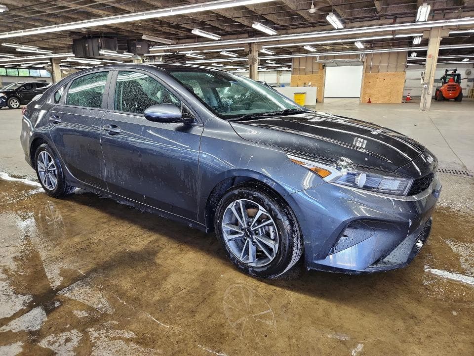 2023 KIA FORTE LXS 4