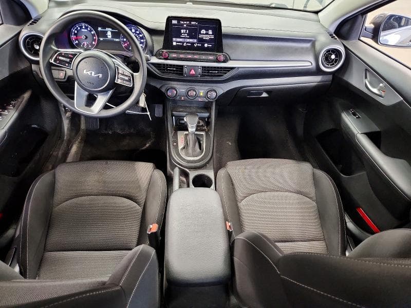 2023 KIA FORTE LXS 8