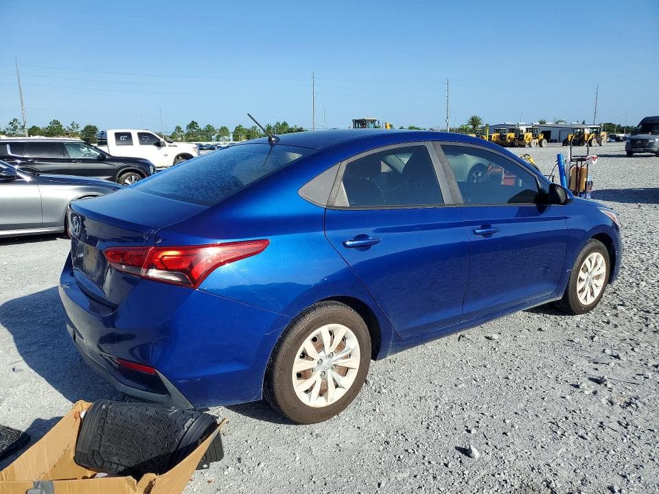 2019 HYUNDAI ACCENT SE 3