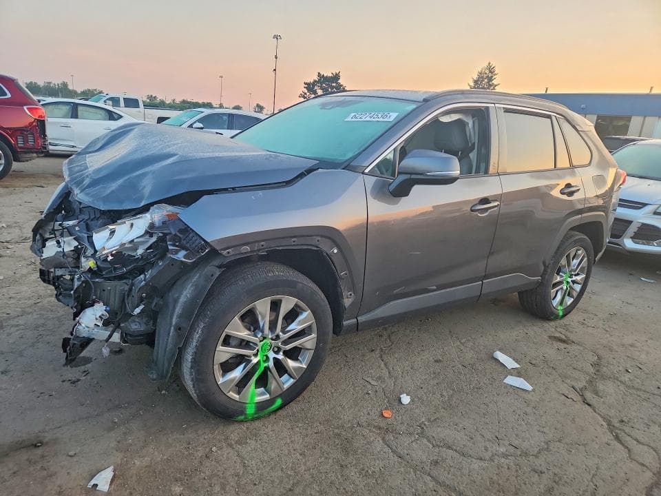 2021 TOYOTA RAV4 XLE PREMIUM - 1