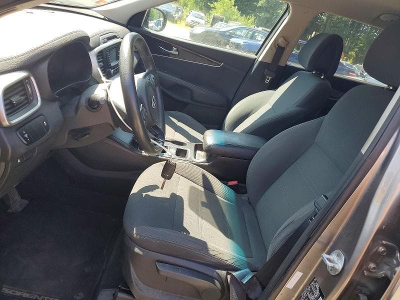 2017 KIA SORENTO LX V6 7