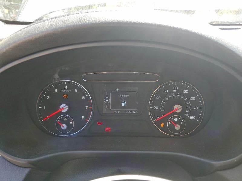 2017 KIA SORENTO LX V6 9