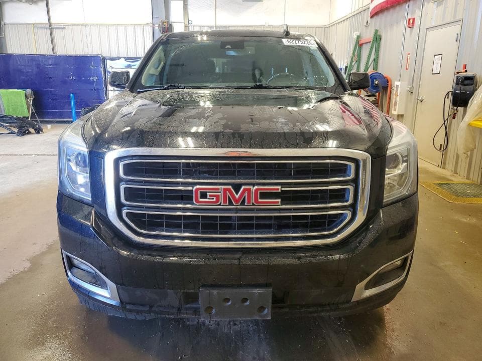 2017 GMC YUKON SLT 5