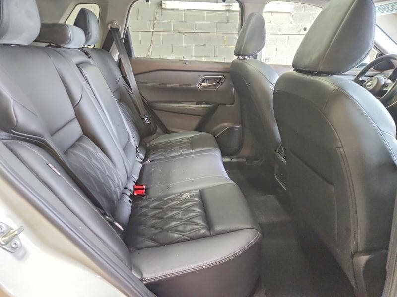 2021 NISSAN ROGUE PLATINUM 11